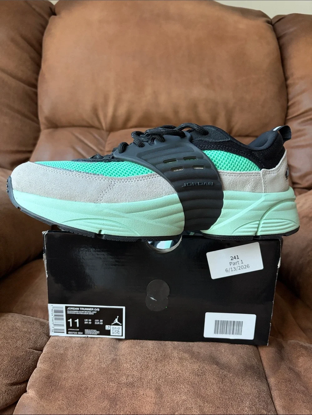 Jordan Trunner O/S Men’s Sneakers in Mint, Beige, and Black